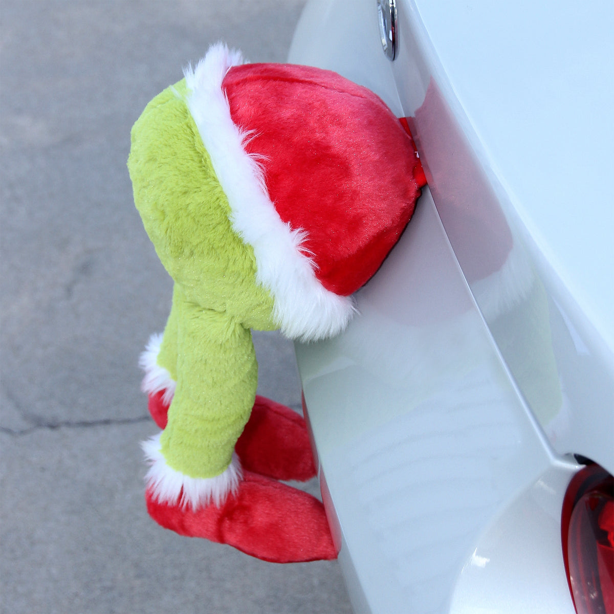 Aurora Hangin' Out Grinch 15 inch Plush Stuffed Animal Toy