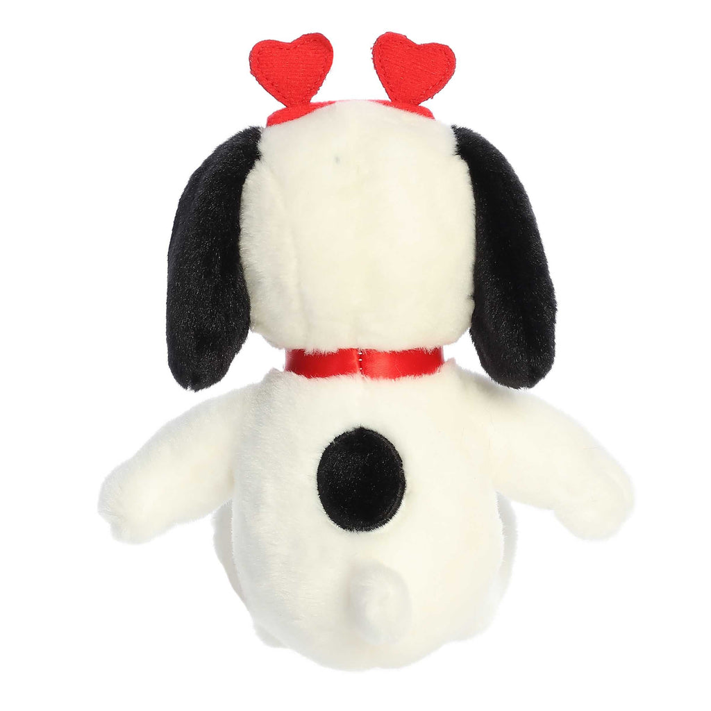 Aurora Peanuts Snoopy Love on the Mind 9 inch Plush Stuffed Animal Toy