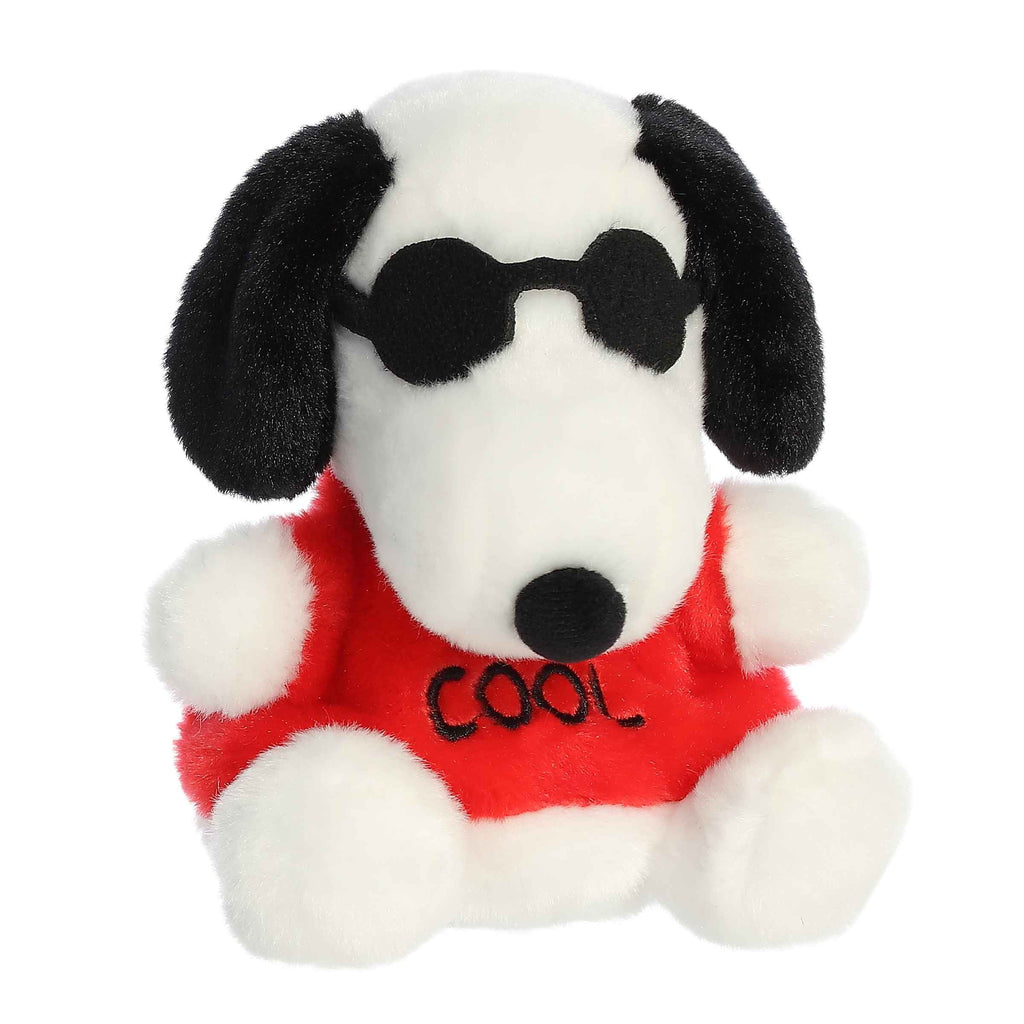 Joe Cool Snoopy Palm Pals plush detail